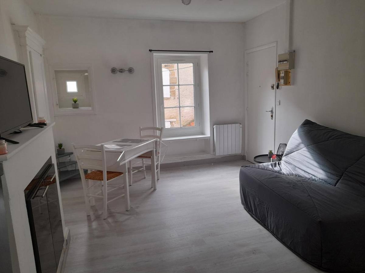 Promo Studio Wi-Fi A Courseulles-Sur-Mer Au 1Er Etage Екстериор снимка